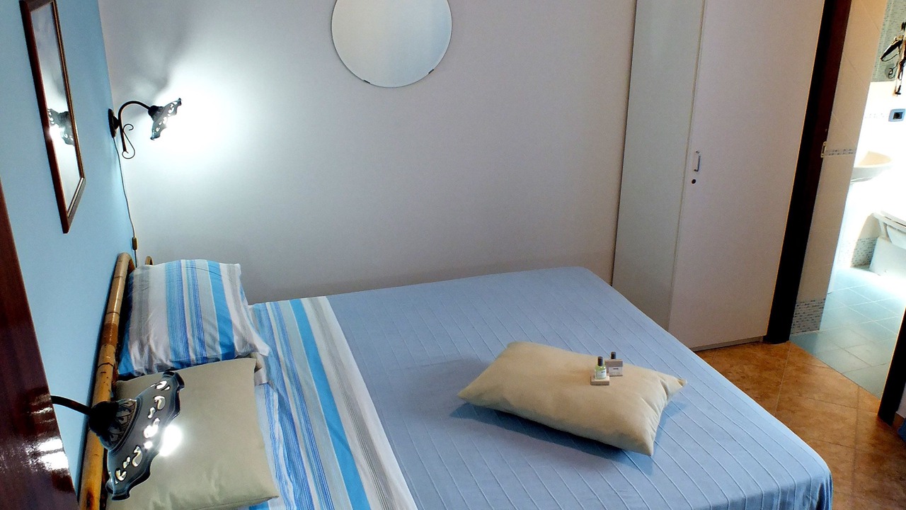 Photo of Bedroom in Porto Salvo