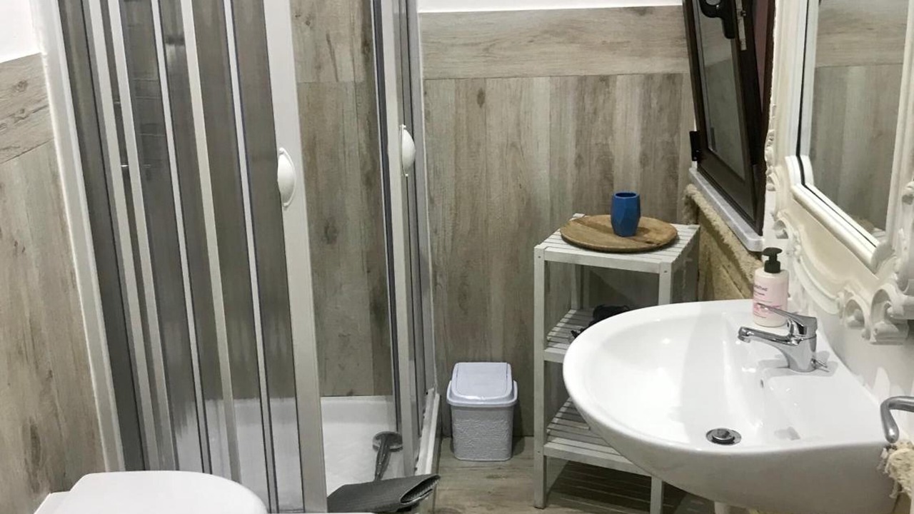 Photo of Bathroom in Crotone