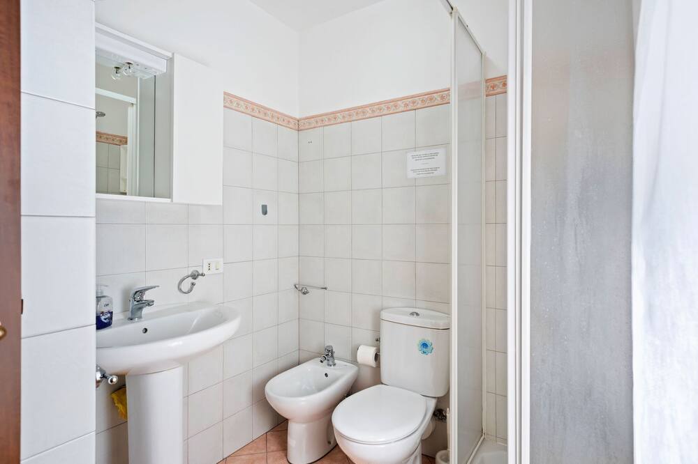 Photo of Bathroom in Piedimonte Etneo