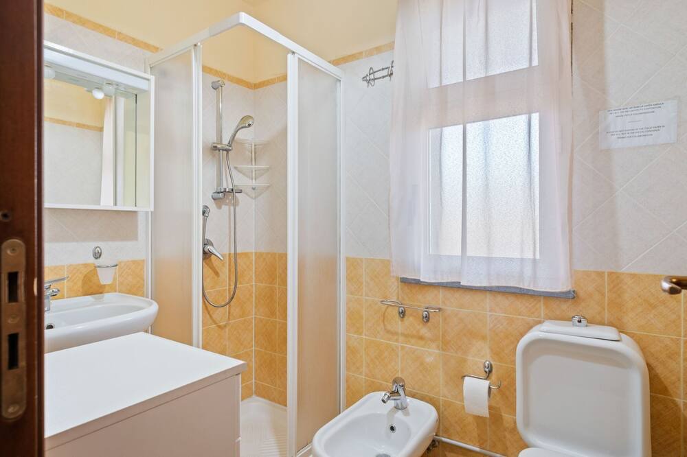 Photo of Bathroom in Piedimonte Etneo