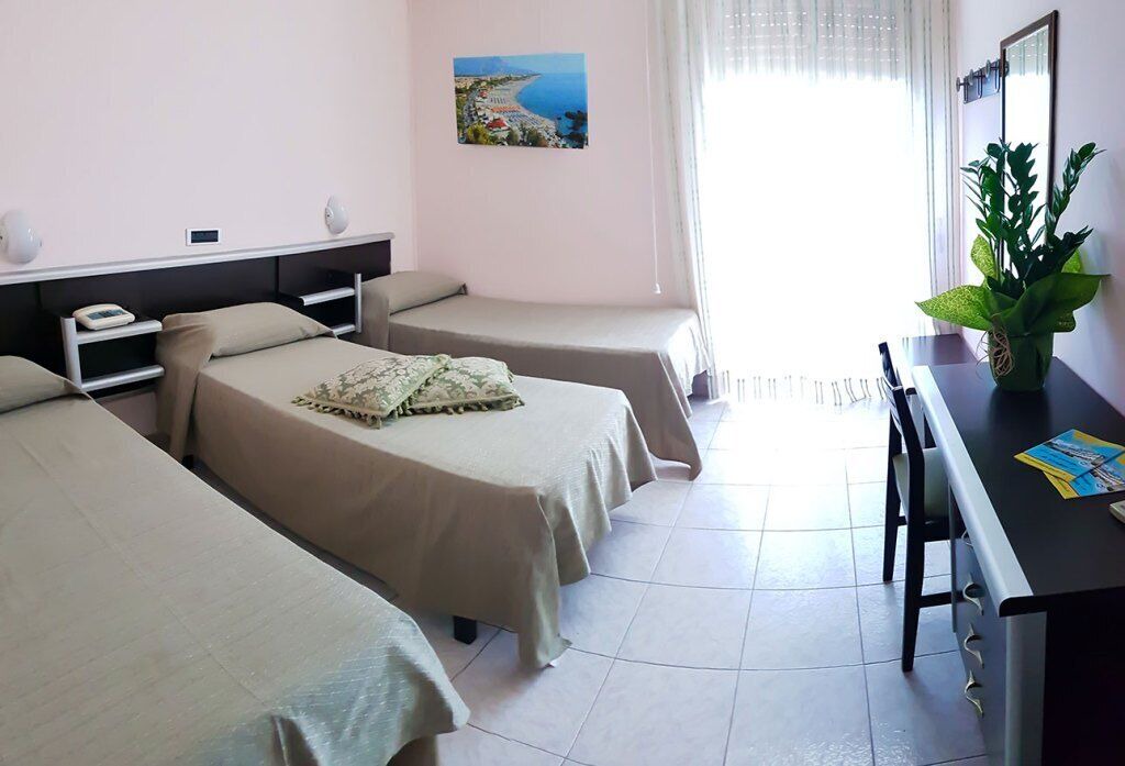 Photo of Others in Scalea