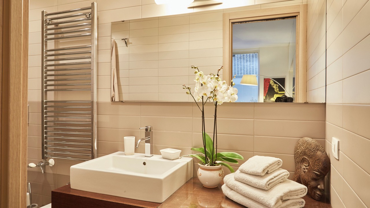Photo of Bathroom in Sorrento City Centre