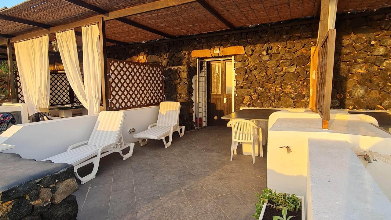Photo of Patio Balcony in Pantelleria