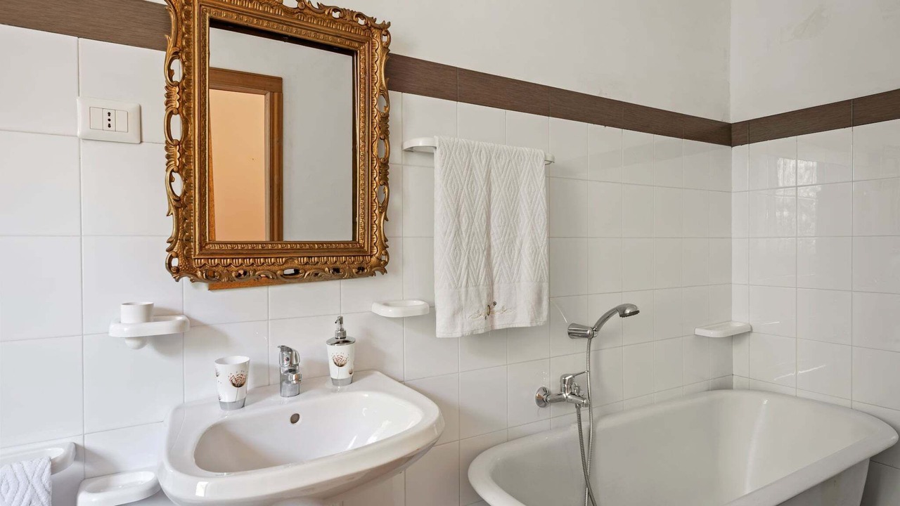 Photo of Bathroom in Maniace