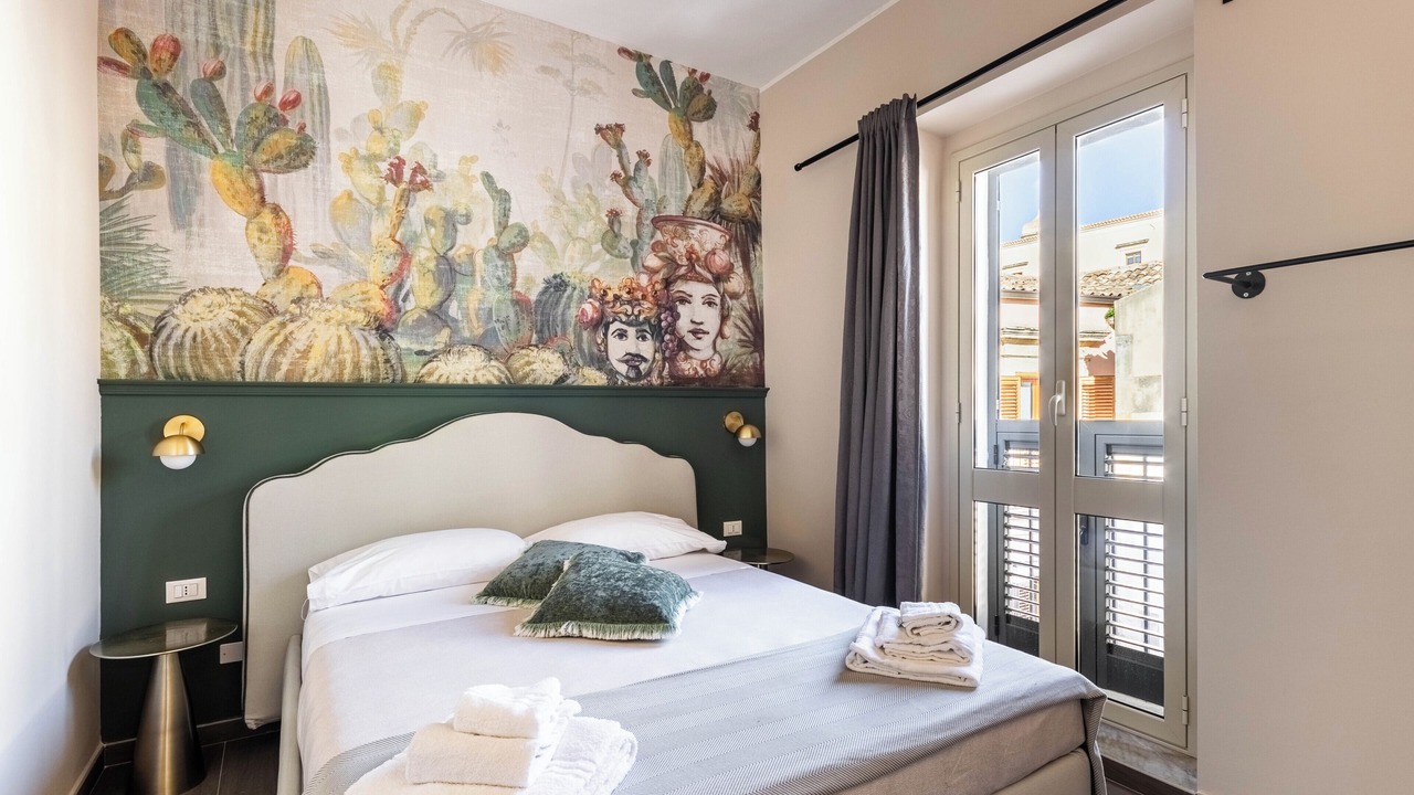 Photo of Bedroom in Noto Historic Centre