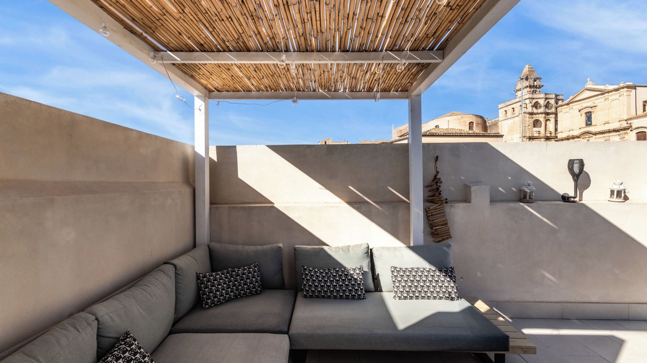 Photo of Patio Balcony in Noto Historic Centre