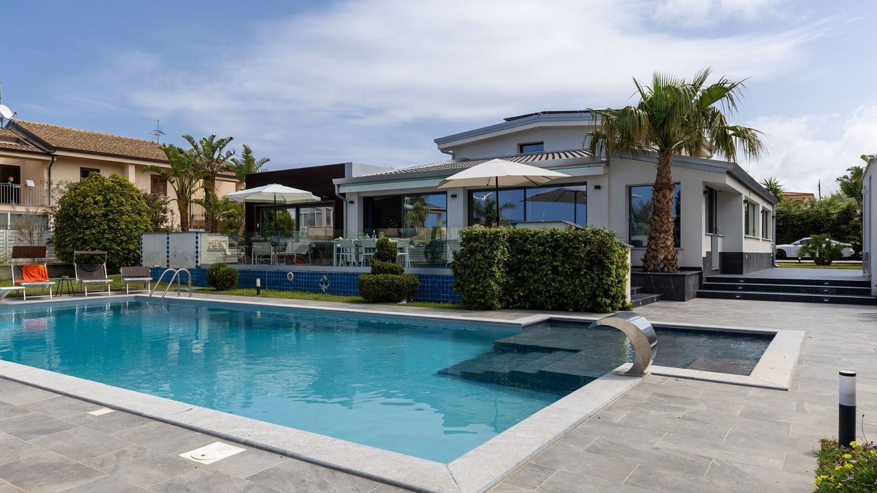Photo of Outdoor in Carini