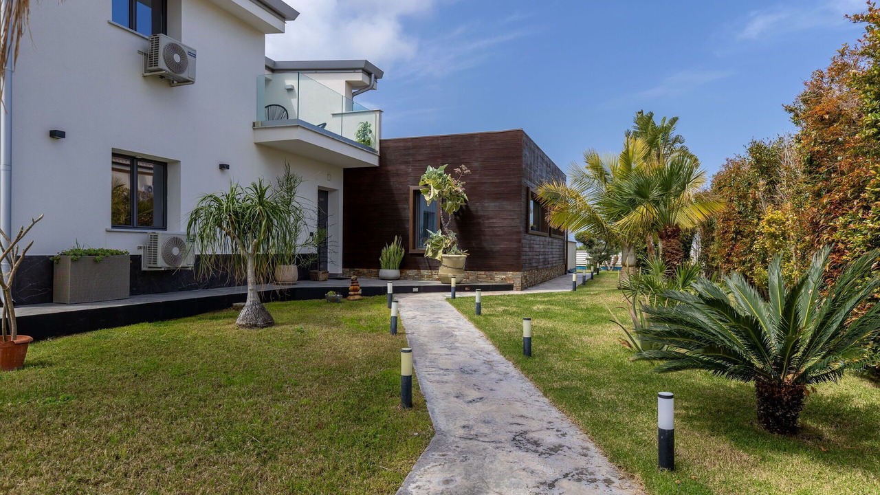 Photo of Outdoor in Carini