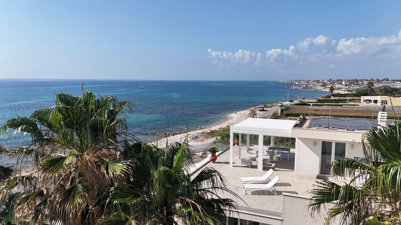 Photo of Outdoor in Avola