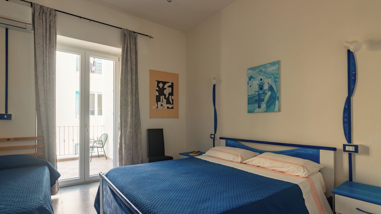 Photo of Bedroom in Ischia Porto