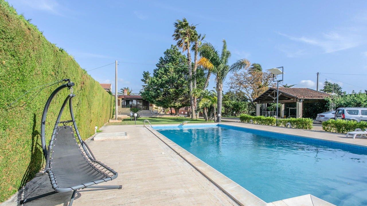 Photo of Outdoor in Comiso