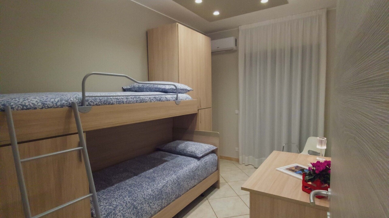 Photo of Bedroom in Lavinaio-Monterosso