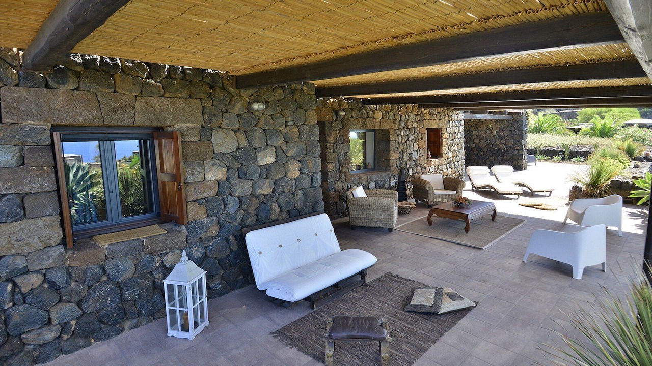 Photo of Patio Balcony in Pantelleria