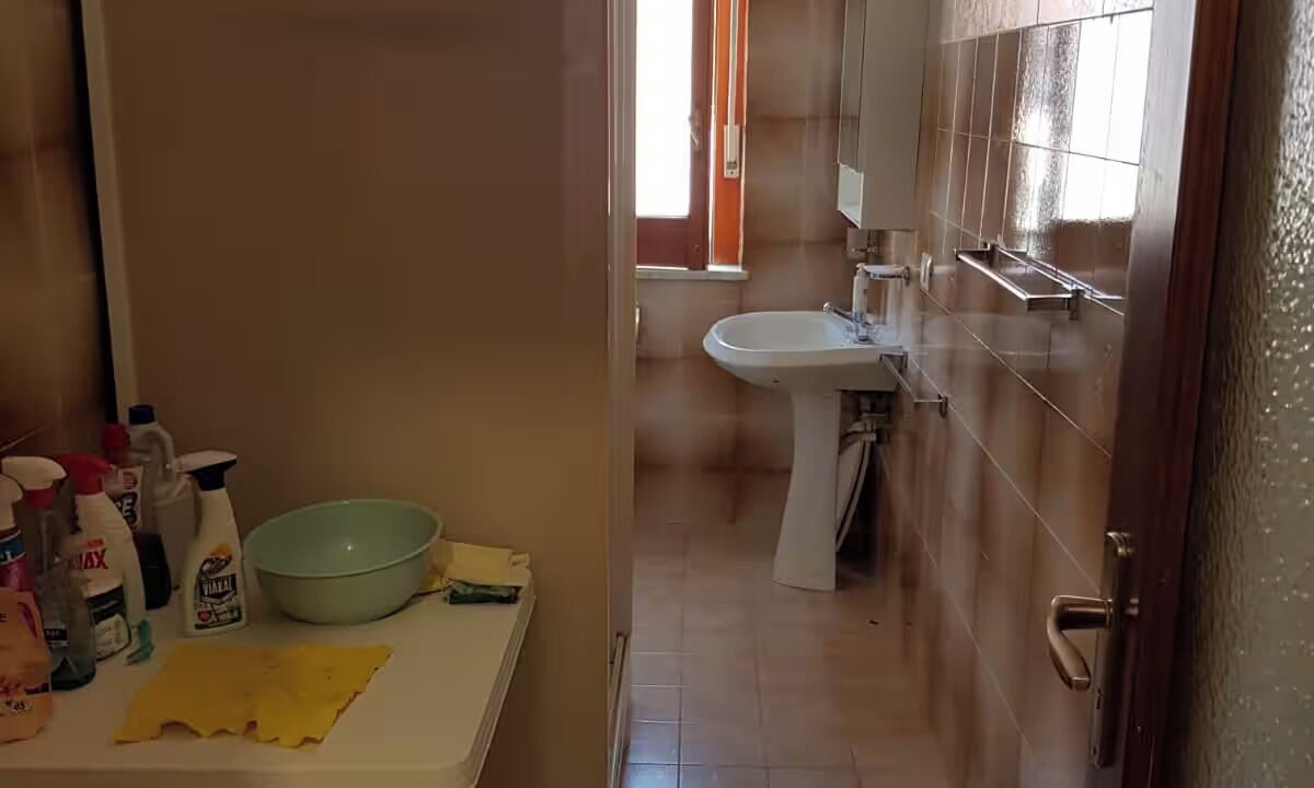 Photo of Bathroom in Scalea