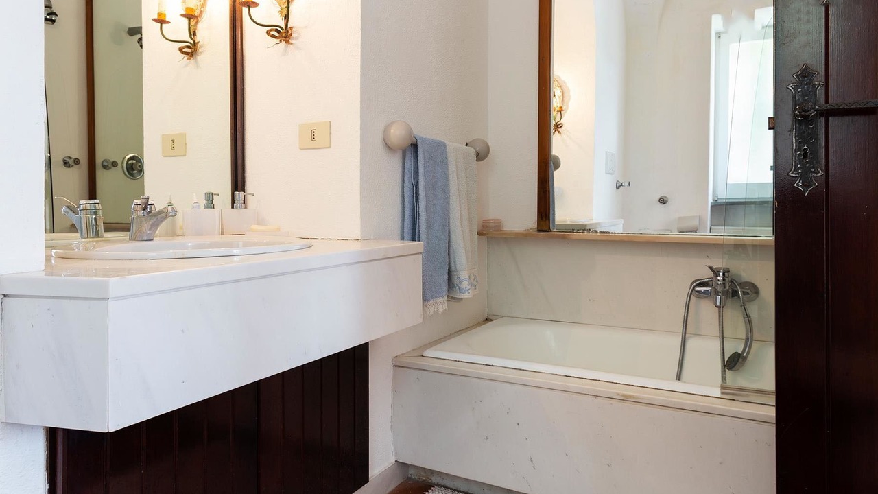 Photo of Bathroom in Capri