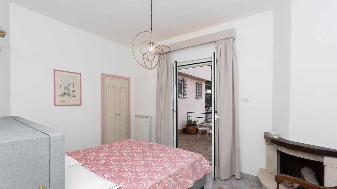 Photo of Bedroom in Pogerola