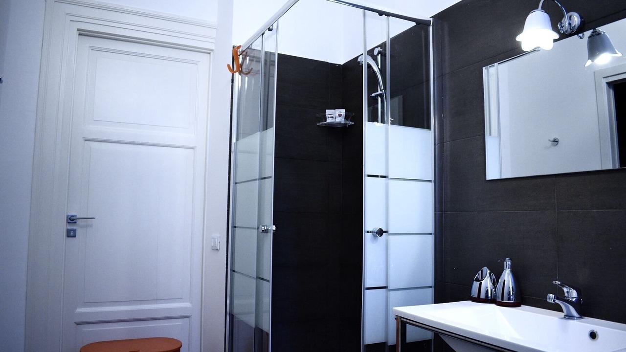 Photo of Bathroom in Kalsa