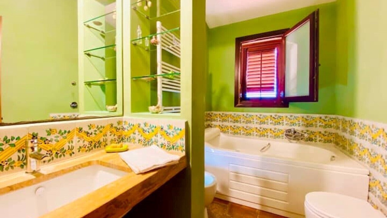 Photo of Bathroom in Marsala