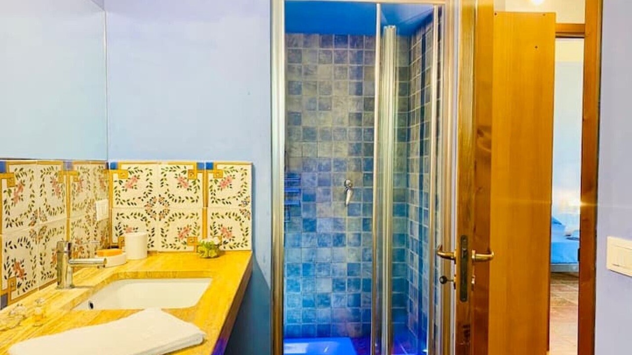 Photo of Bathroom in Marsala