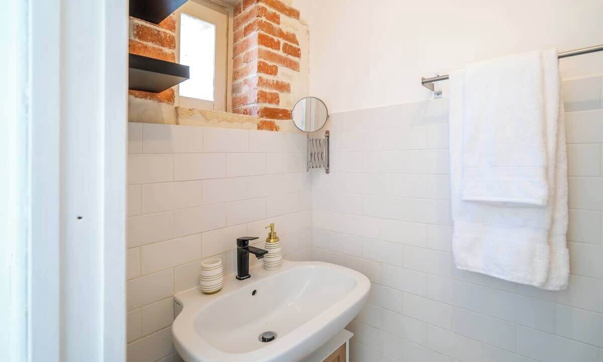 Photo of Bathroom in Ortigia