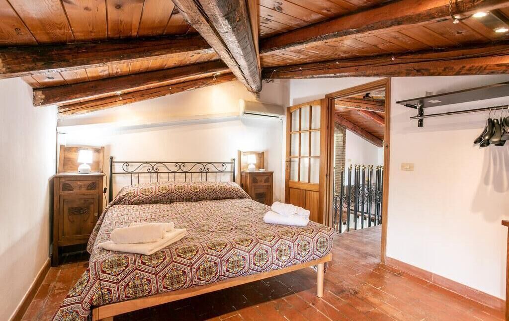 Photo of Bedroom in Fanusa