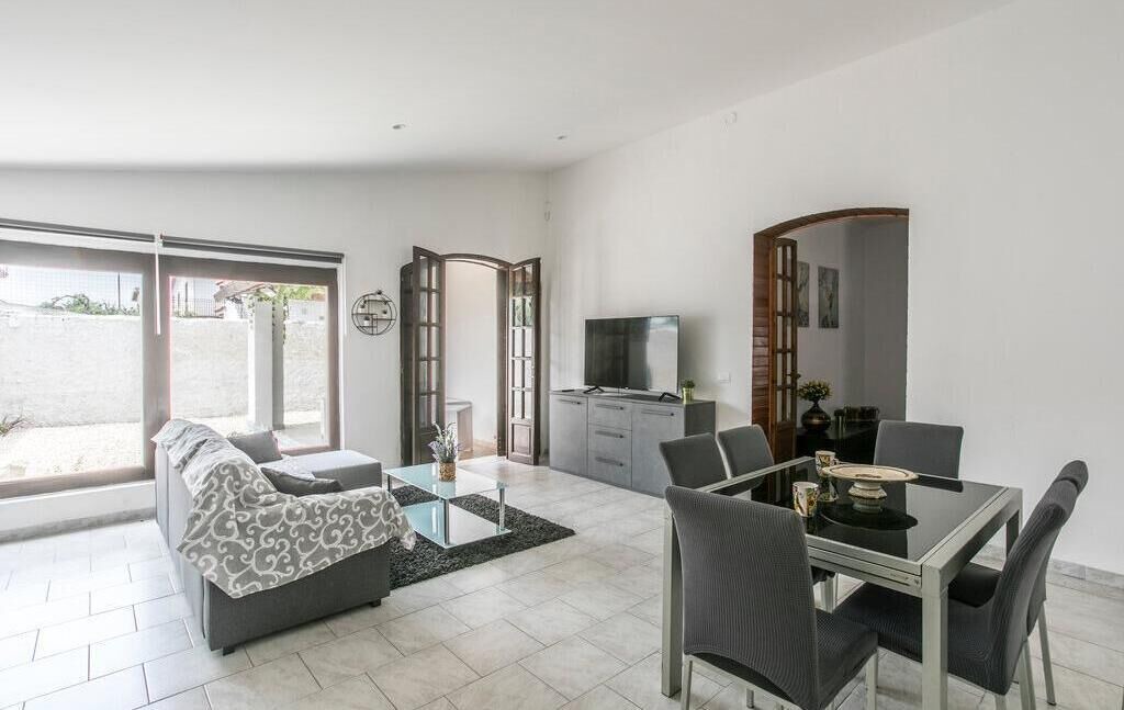 Photo of Livingroom in Fanusa