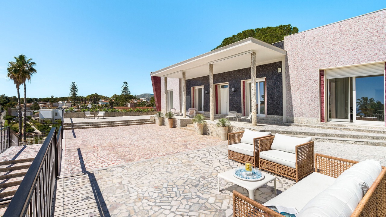 Photo of Patio Balcony in Fontane Bianche