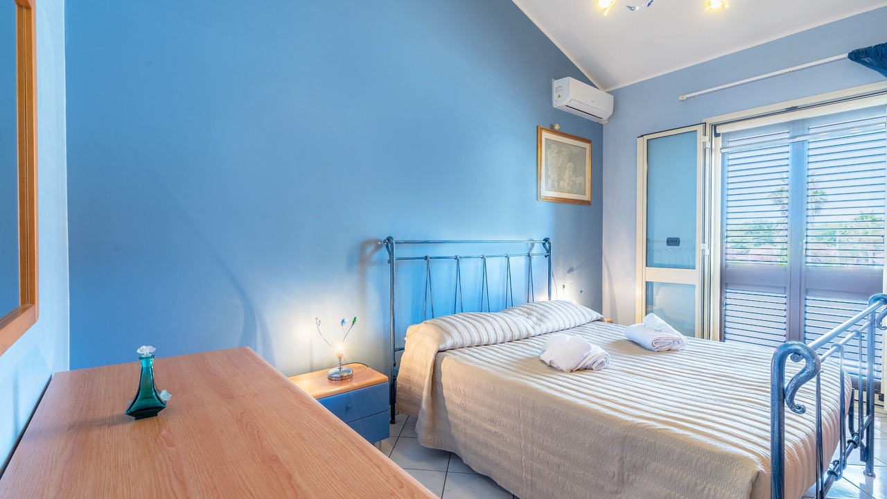 Photo of Bedroom in Avola