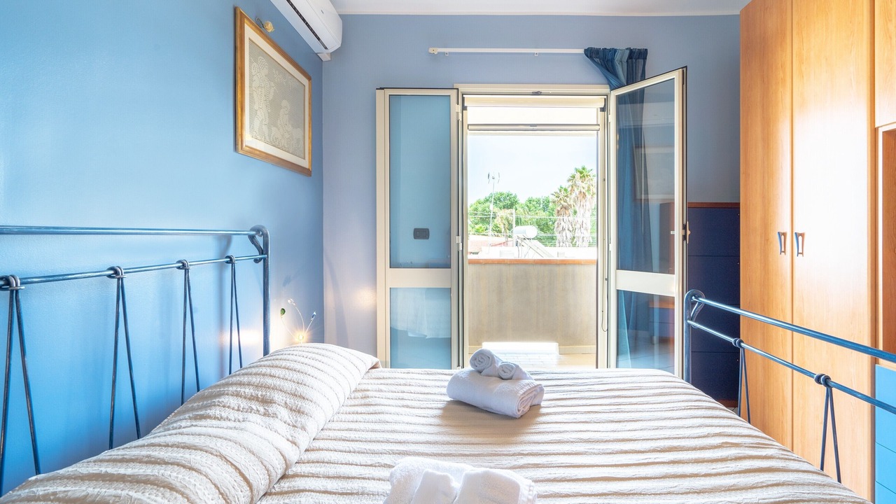 Photo of Bedroom in Avola