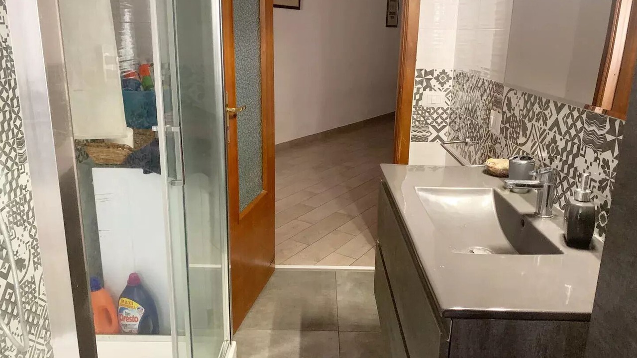 Photo of Bathroom in Portici