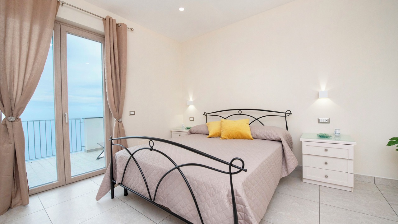 Photo of Bedroom in Pogerola