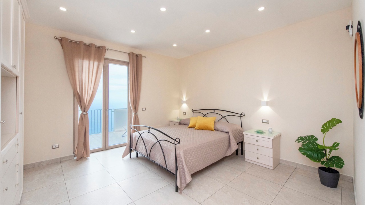 Photo of Bedroom in Pogerola