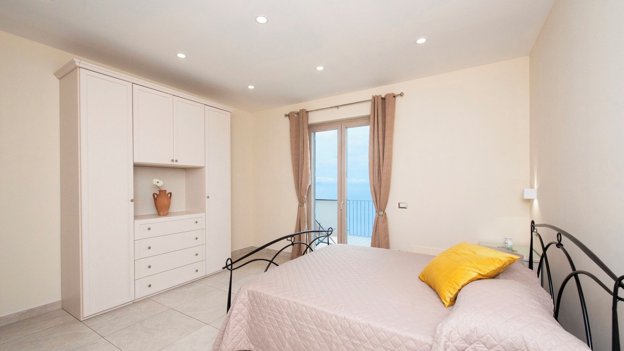 Photo of Bedroom in Pogerola
