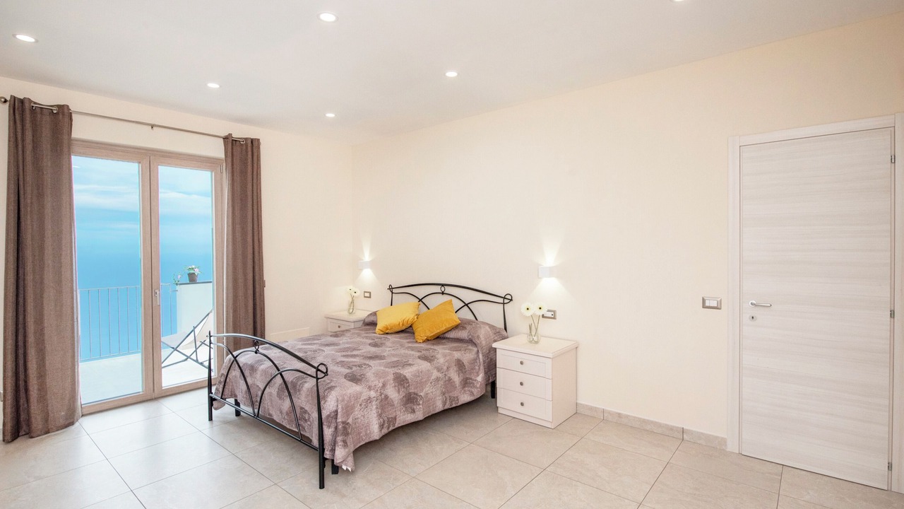 Photo of Bedroom in Pogerola