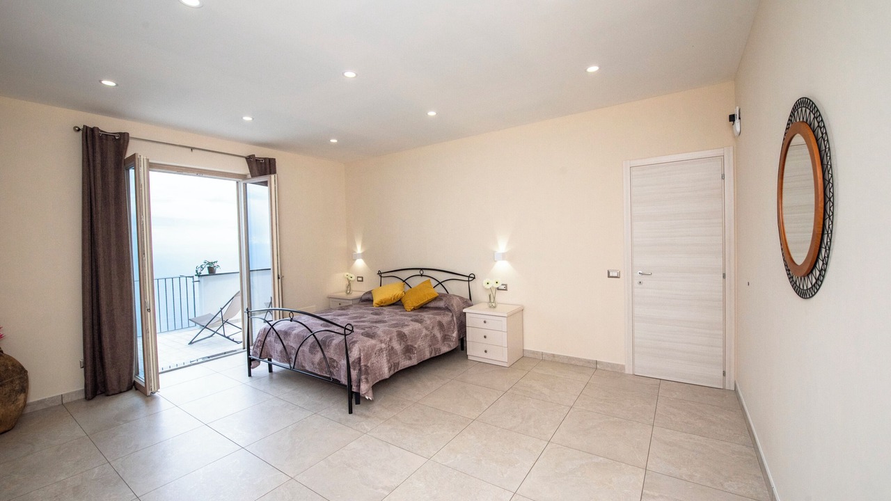 Photo of Bedroom in Pogerola