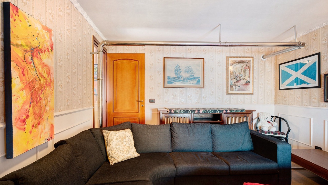 Photo of Livingroom in Latte