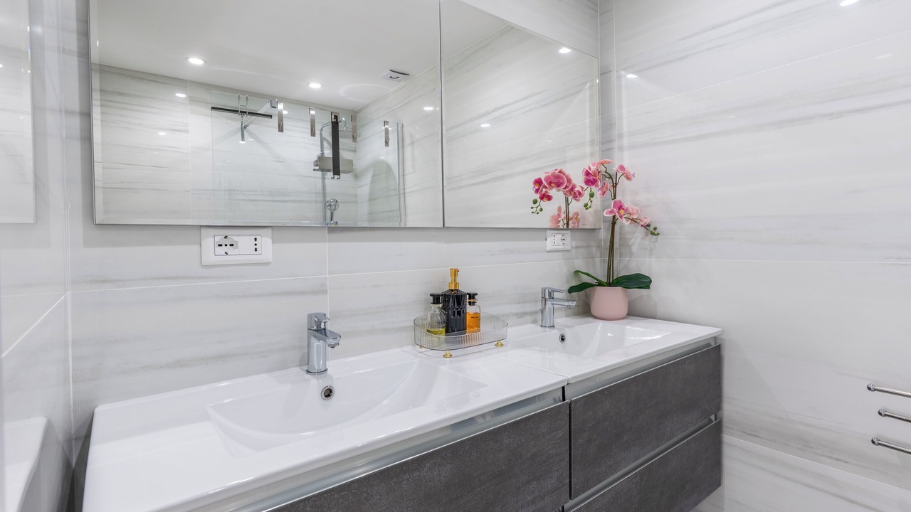 Photo of Bathroom in Old Town
