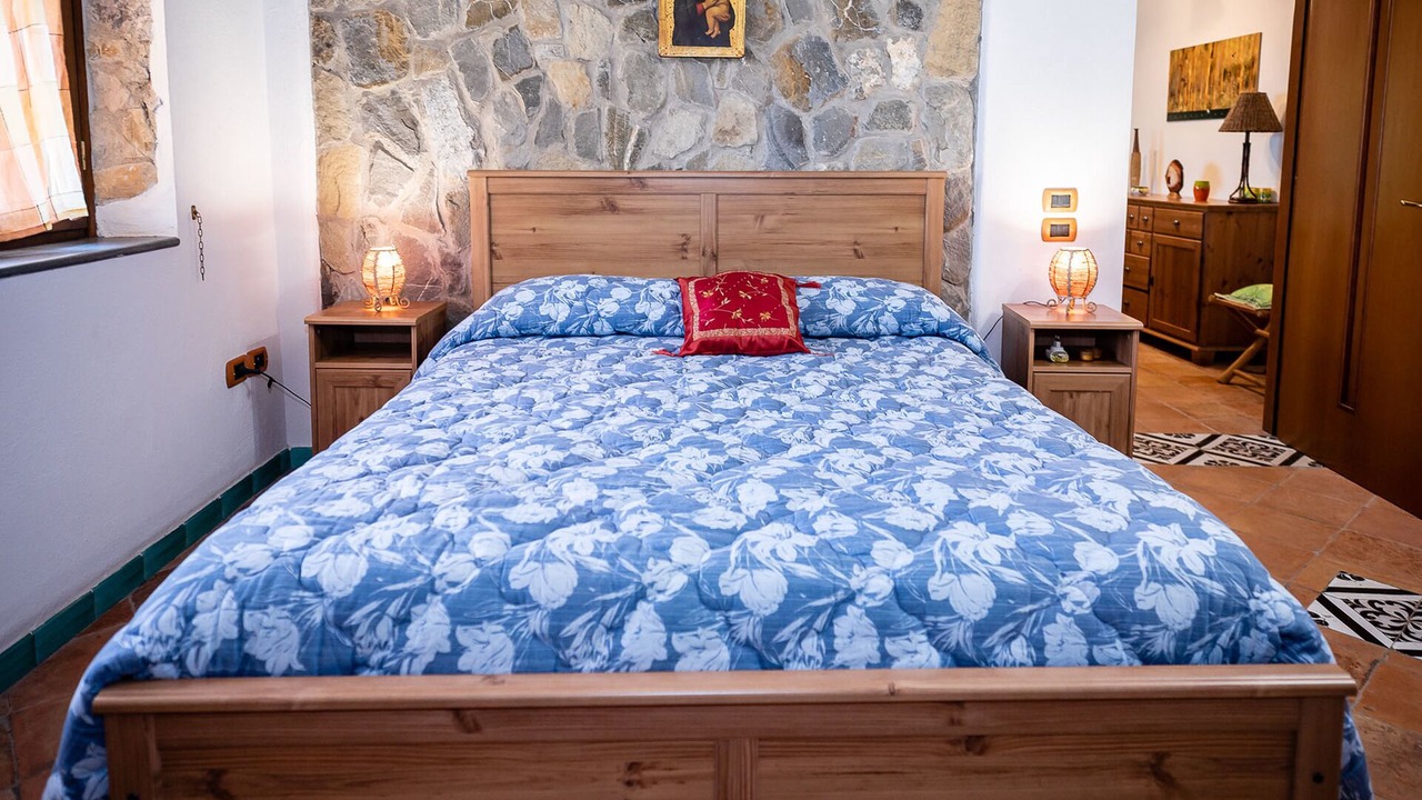 Photo of Bedroom in Albori
