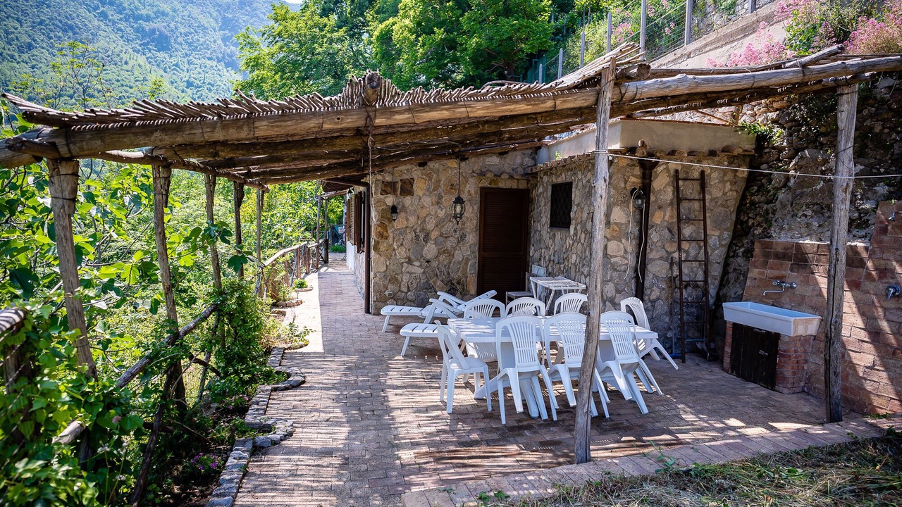 Photo of Outdoor in Albori
