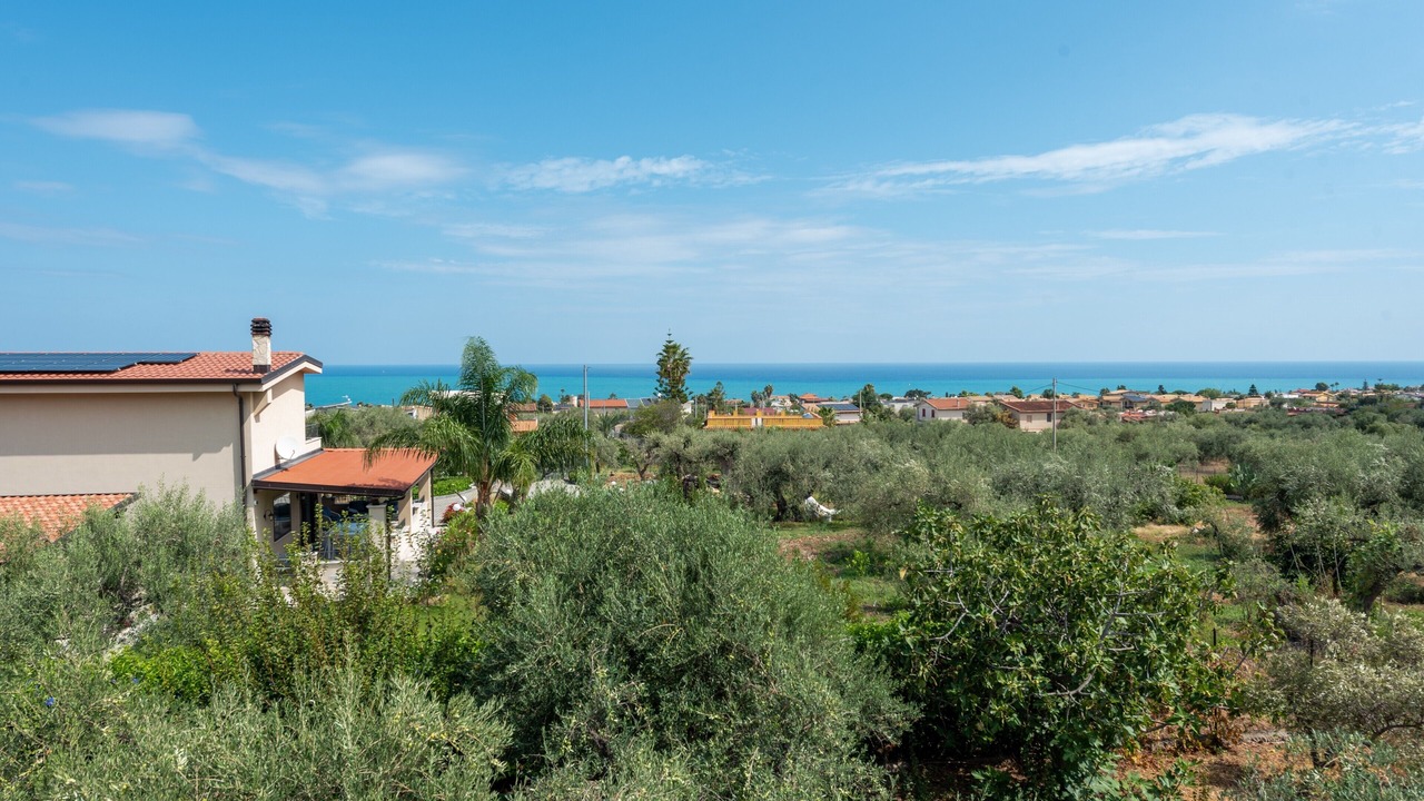 Photo of Others in Torre Colonna-sperone