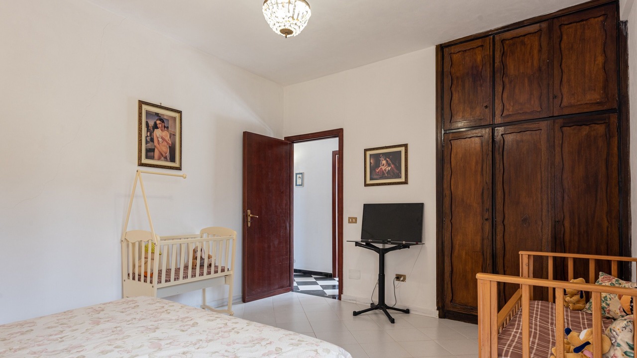 Photo of Bedroom in Torre Colonna-sperone
