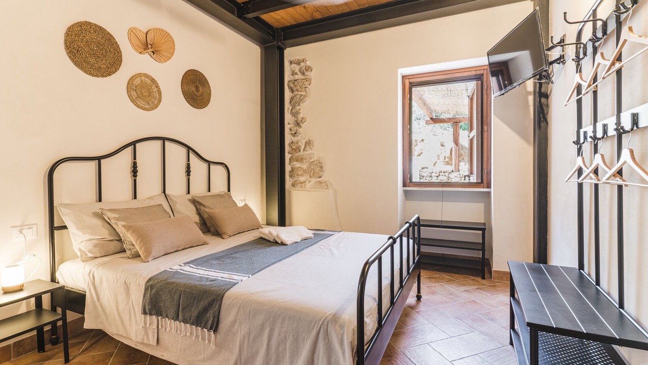 Photo of Bedroom in Scopello
