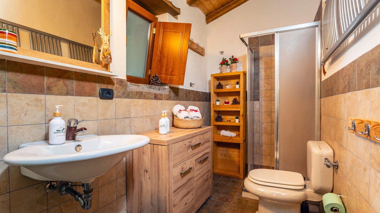 Photo of Bathroom in Linguaglossa
