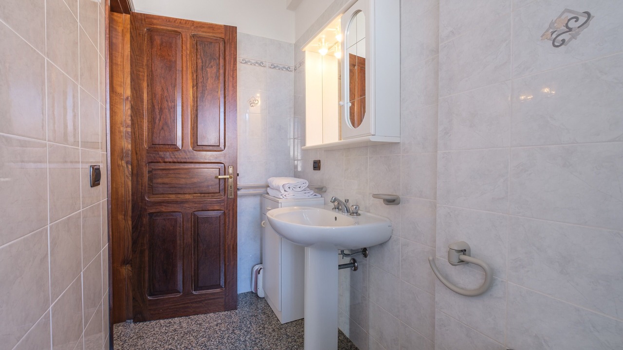Photo of Bathroom in Furnari