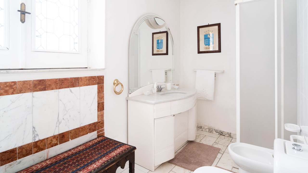 Photo of Bathroom in Coste