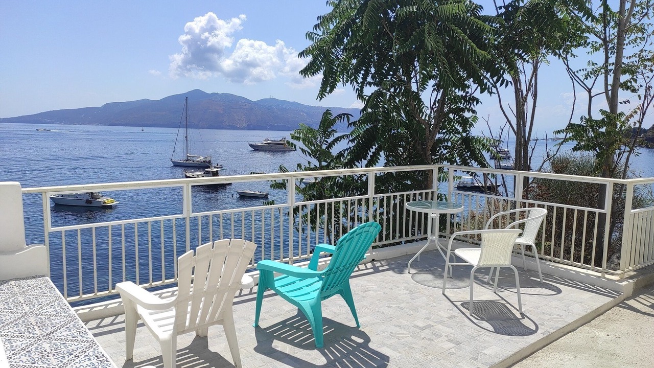 Photo of Patio Balcony in Santa Marina Salina