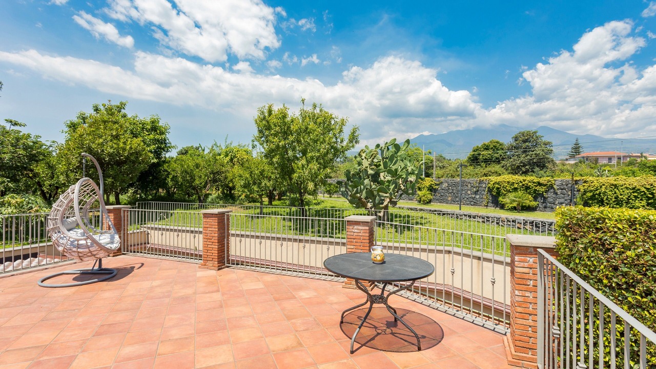 Photo of Outdoor in Carruba