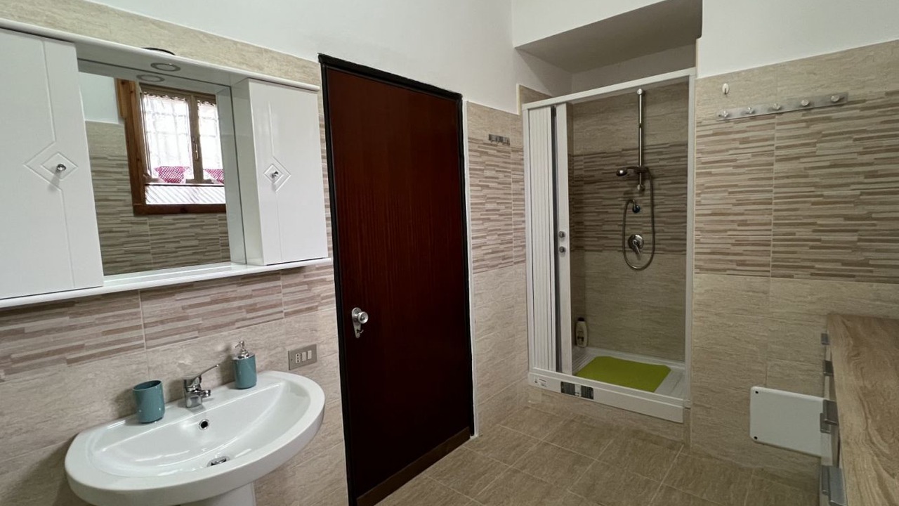 Photo of Bathroom in Fuscaldo
