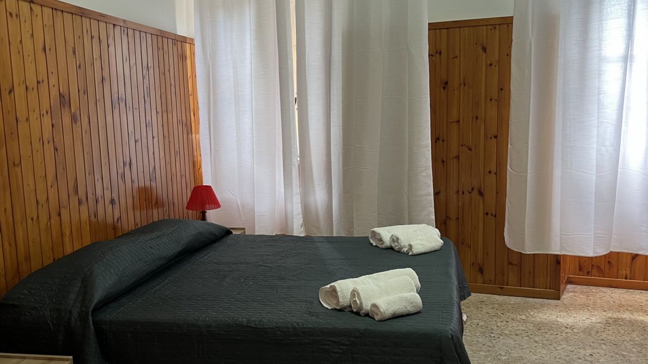 Photo of Bedroom in Fuscaldo