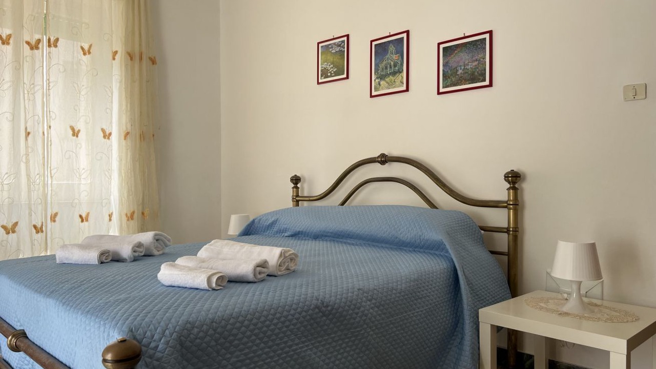 Photo of Bedroom in Paola